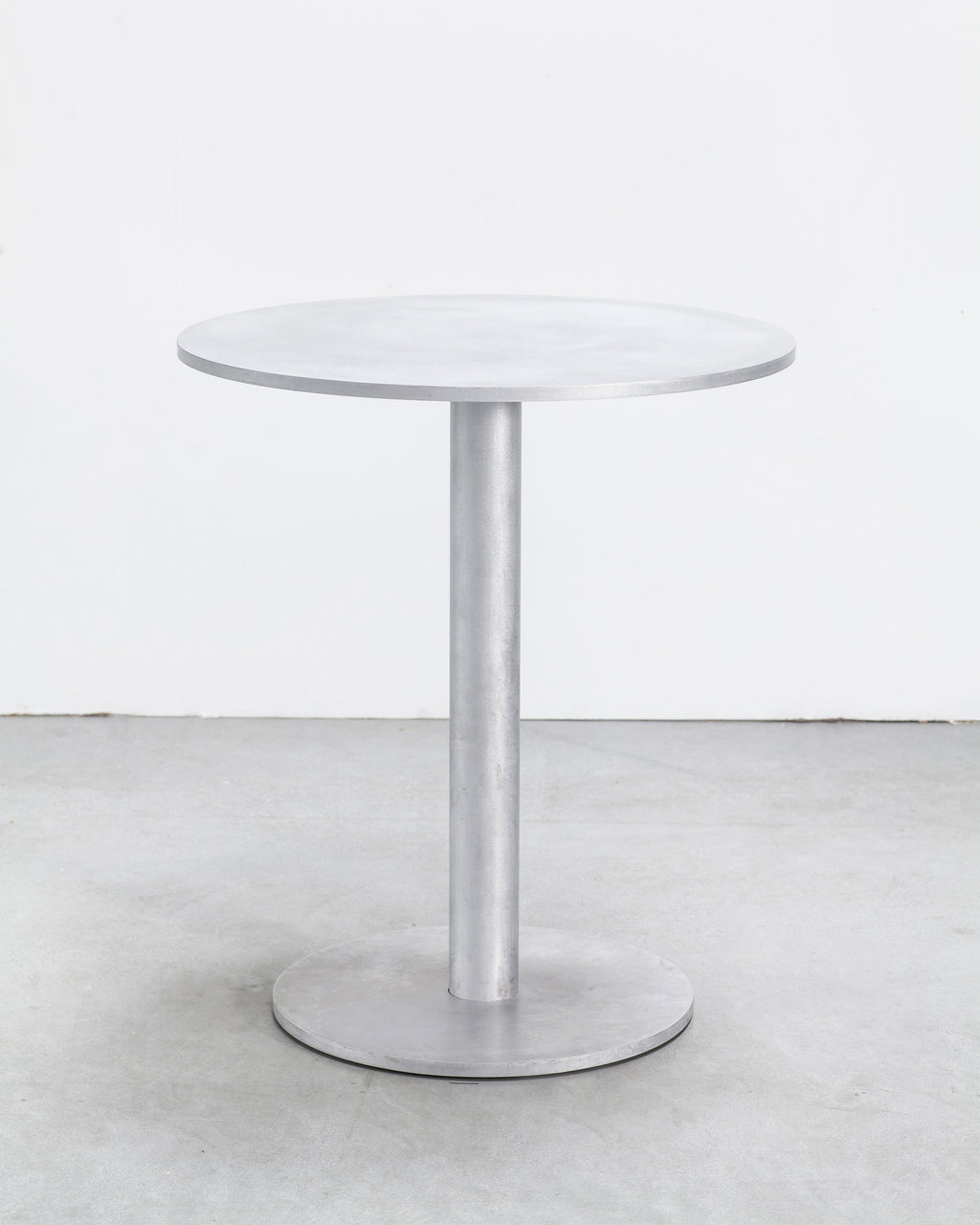 V9016034A valerie_objects muller van severen