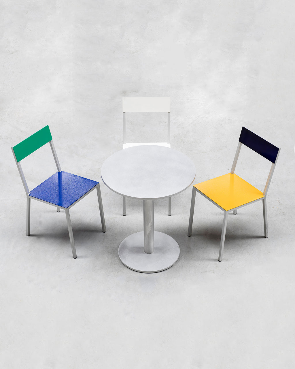 V9016035C valerie_objects muller van severen