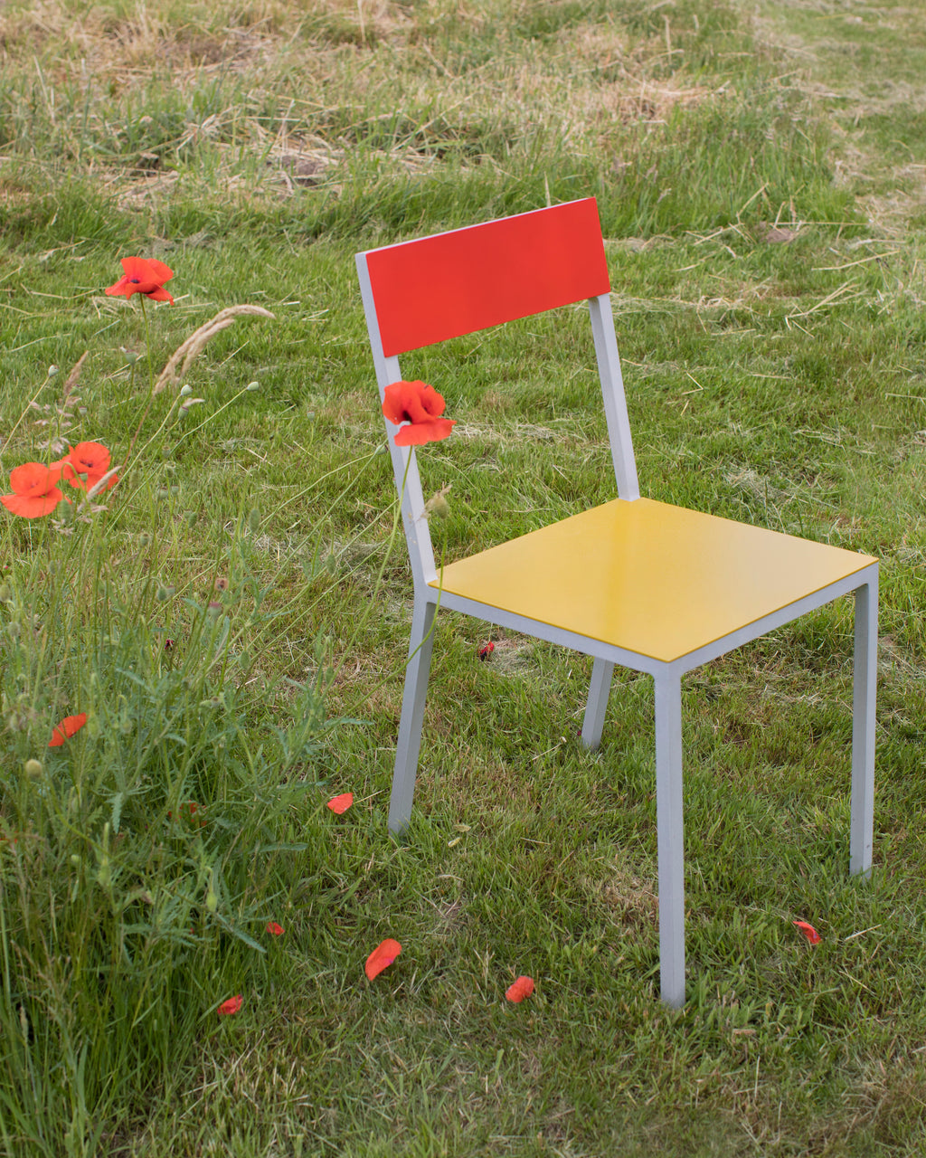 V9016035E valerie_objects muller van severen