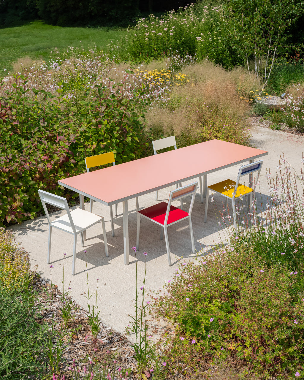alu chair bordeaux pink