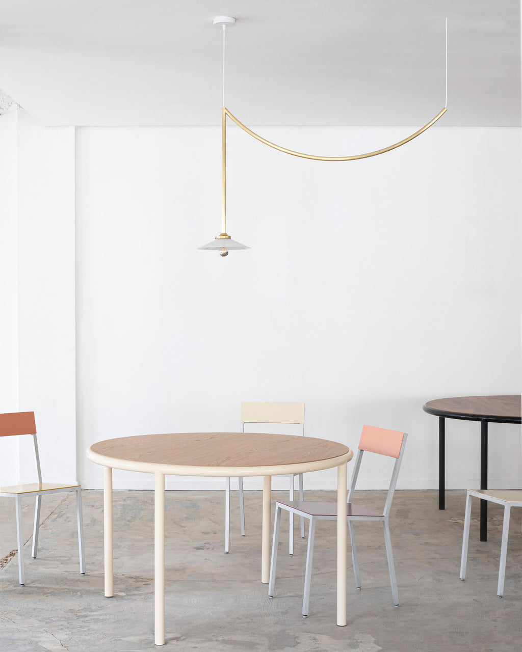 V9020600MD valerie_objects muller van severen