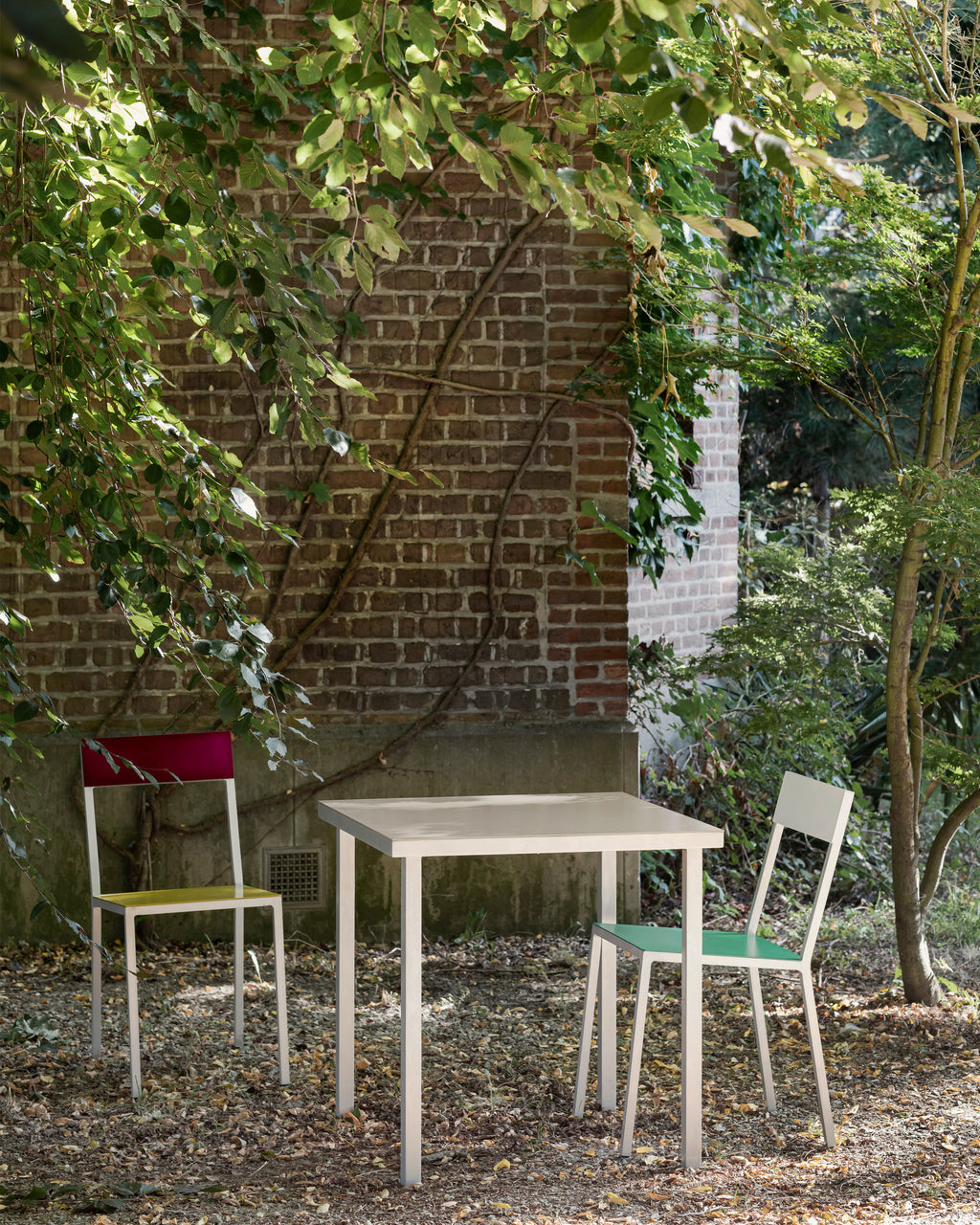 V9023200-004 valerie_objects muller van severen