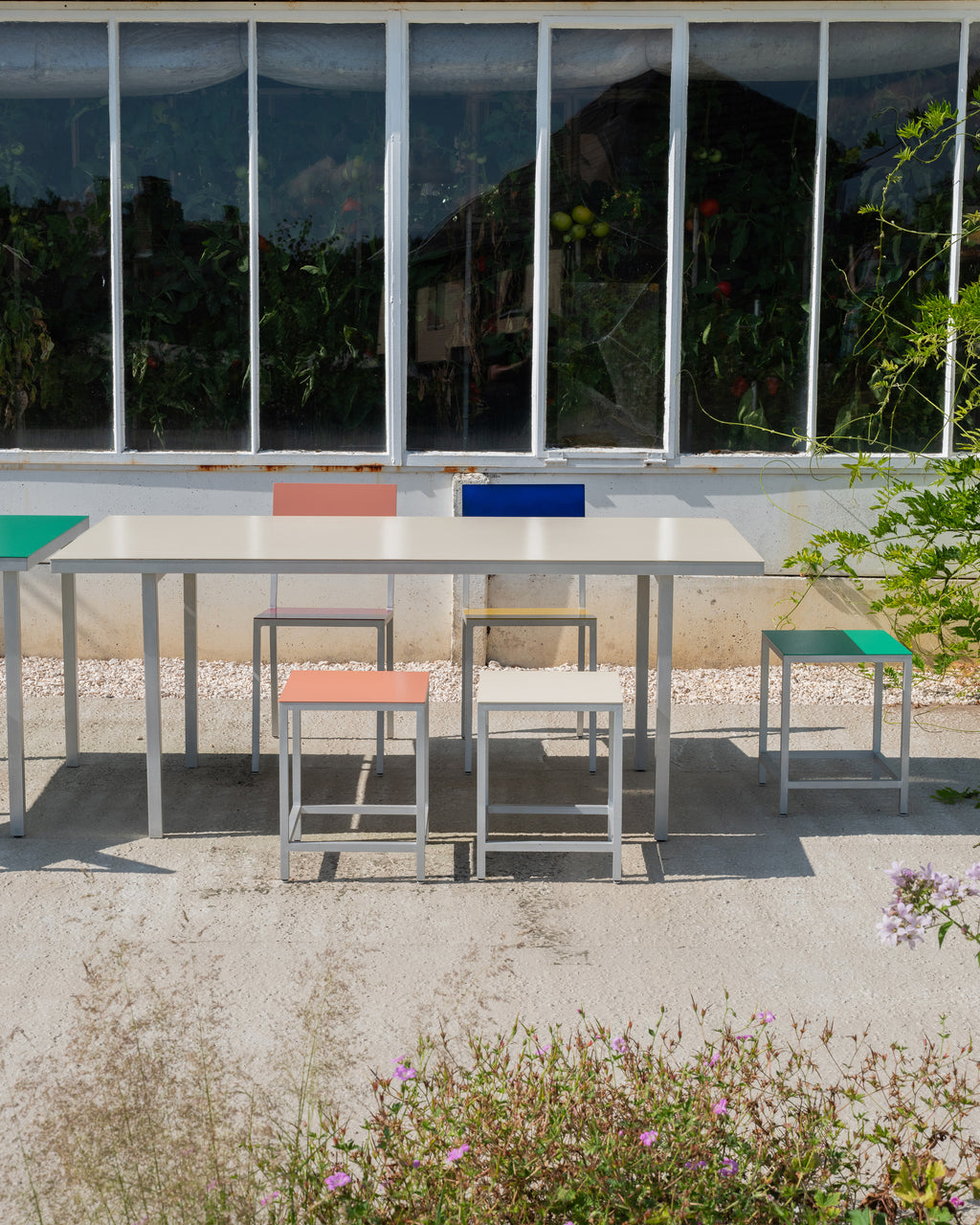 V9023201-004 valerie_objects muller van severen