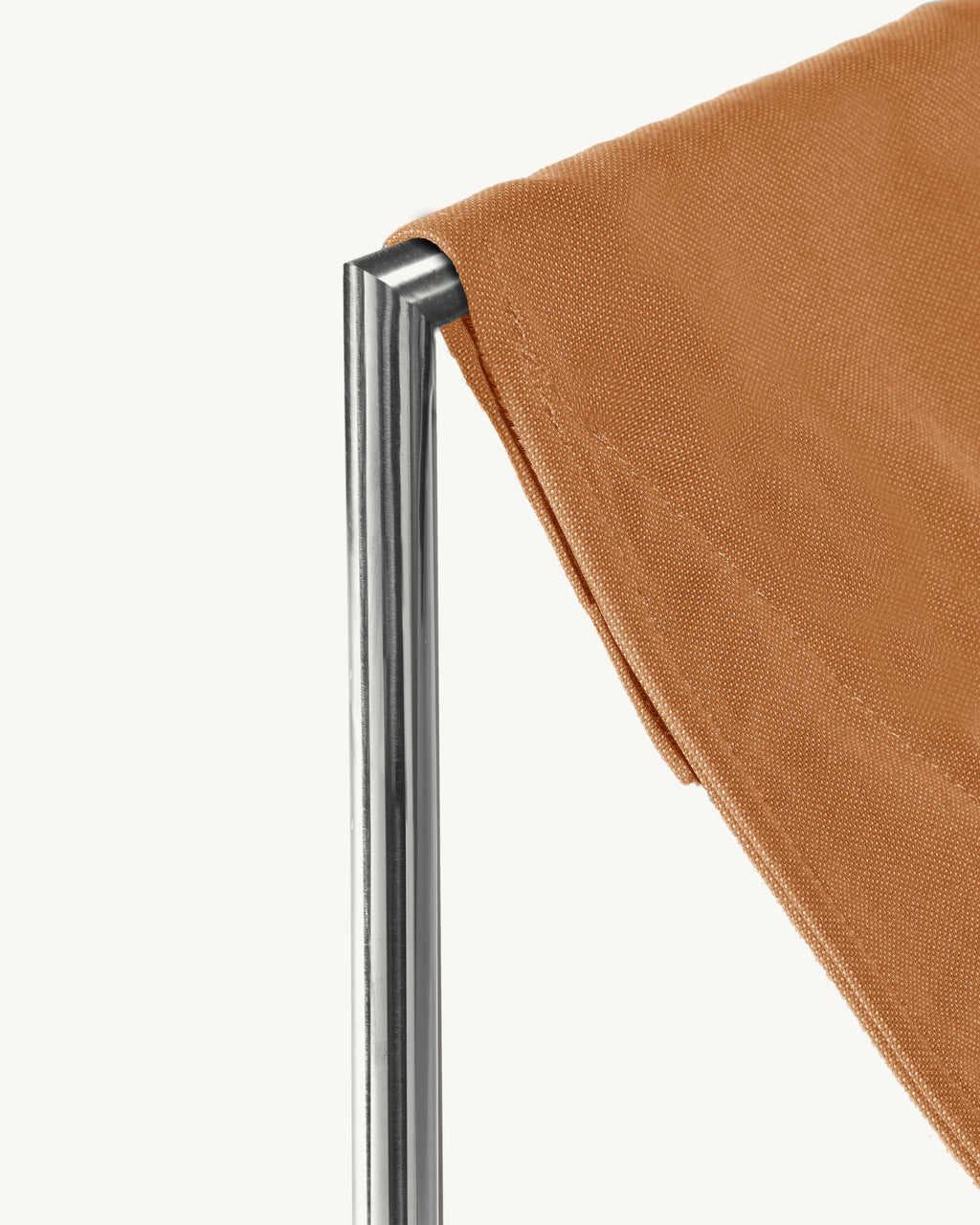 V9025001-400 valerie_objects muller van severen