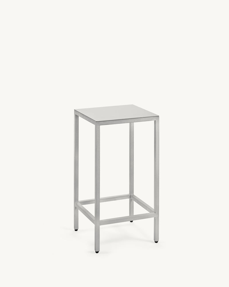 V9025201-800 valerie_objects muller van severen