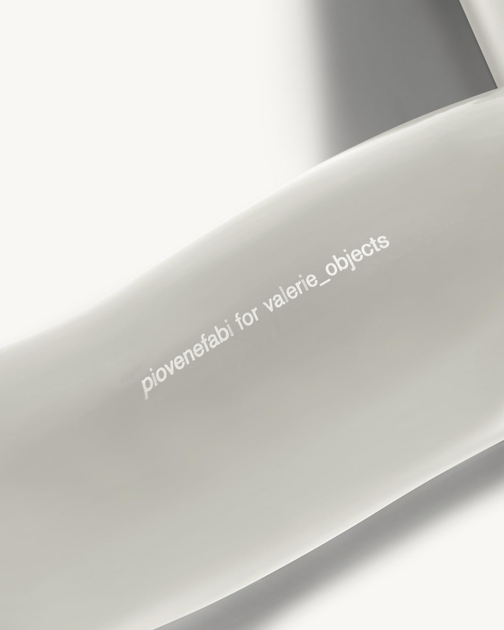 V9026303-001